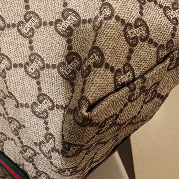 gucci plus tote - Picture 6 of 8